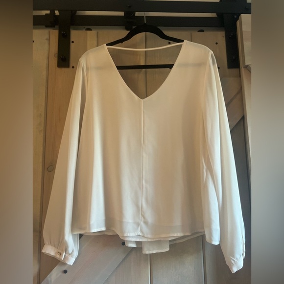 21 Contemporary Double Layered Chiffon Swing Blouse - Picture 5 of 6